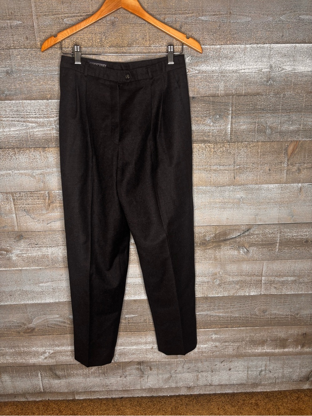 Lands End vintage womens petite 12 100% wool grey pleated trouser dress pants